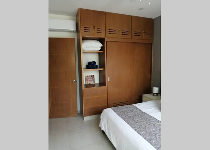 Modern 1 Bedroom By Great Location! Apartment