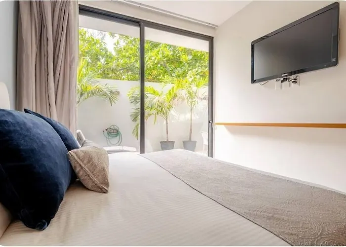 Modern 1 Bedroom By Great Location! Apartment *