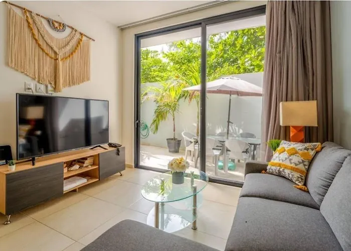 Apartment Modern 1 Bedroom By Great Location!